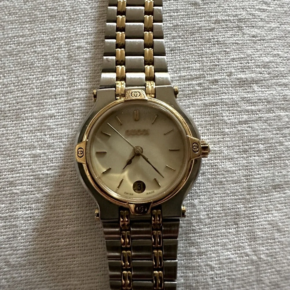 Gucci Vintage 2 toned Gold and Stainless steel watch - excellent condition - Picture 1 of 8